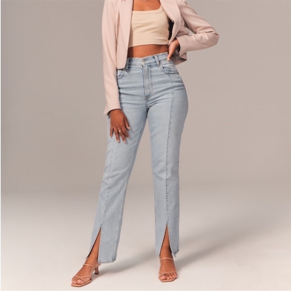 ABERCROMBIE & FITCH The 90's Straight Ultra High Rise Split Hem G14